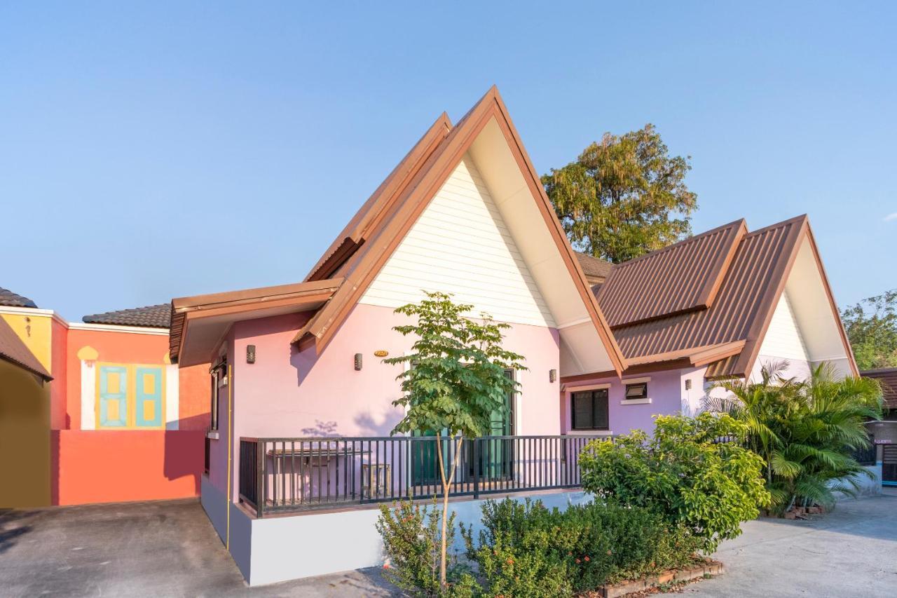 Oyo 798 Reurn Mareena Resort Накхонратчасима Экстерьер фото